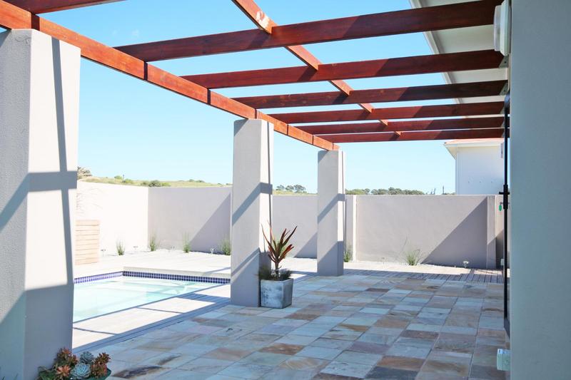 3 Bedroom Property for Sale in Kidds Beach Eastern Cape